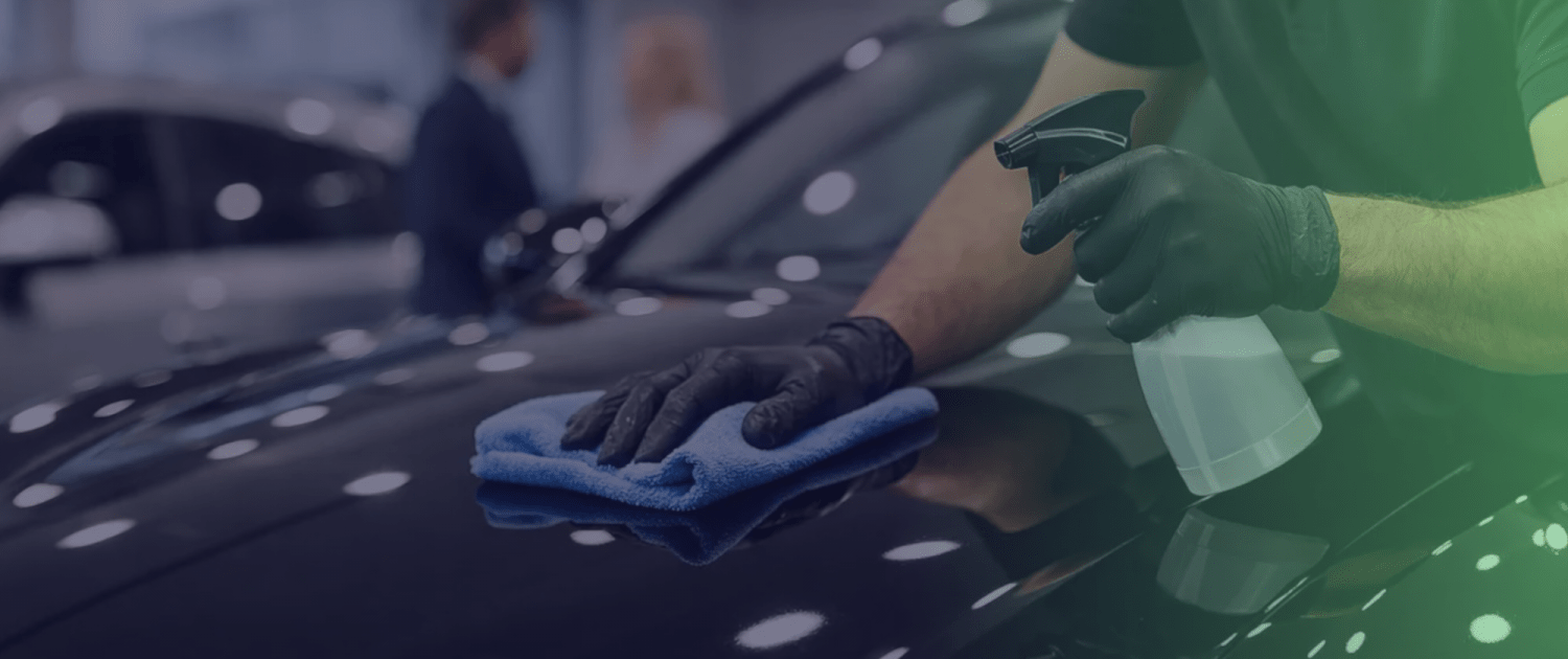 Showroomklaar poetsen voor autodealers